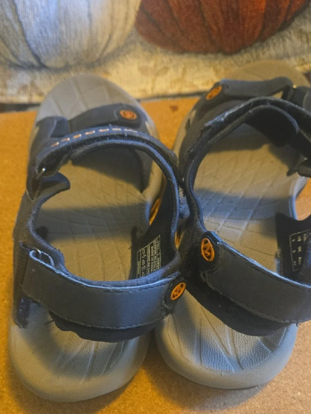 Merrell Men's Black and Gray Adjustable Outdoor Sandals
